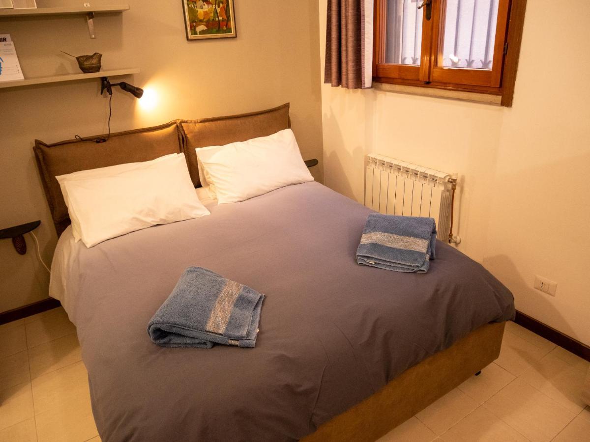 Chambers Short Rentals - Via Gezio Calini Brescia - 2 Studio Flats Dış mekan fotoğraf