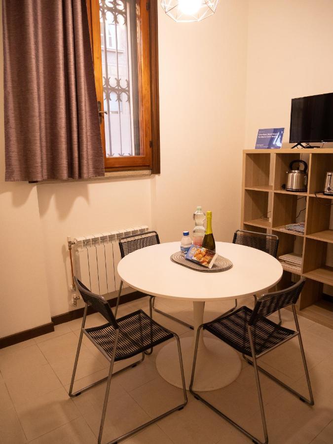 Chambers Short Rentals - Via Gezio Calini Brescia - 2 Studio Flats Dış mekan fotoğraf