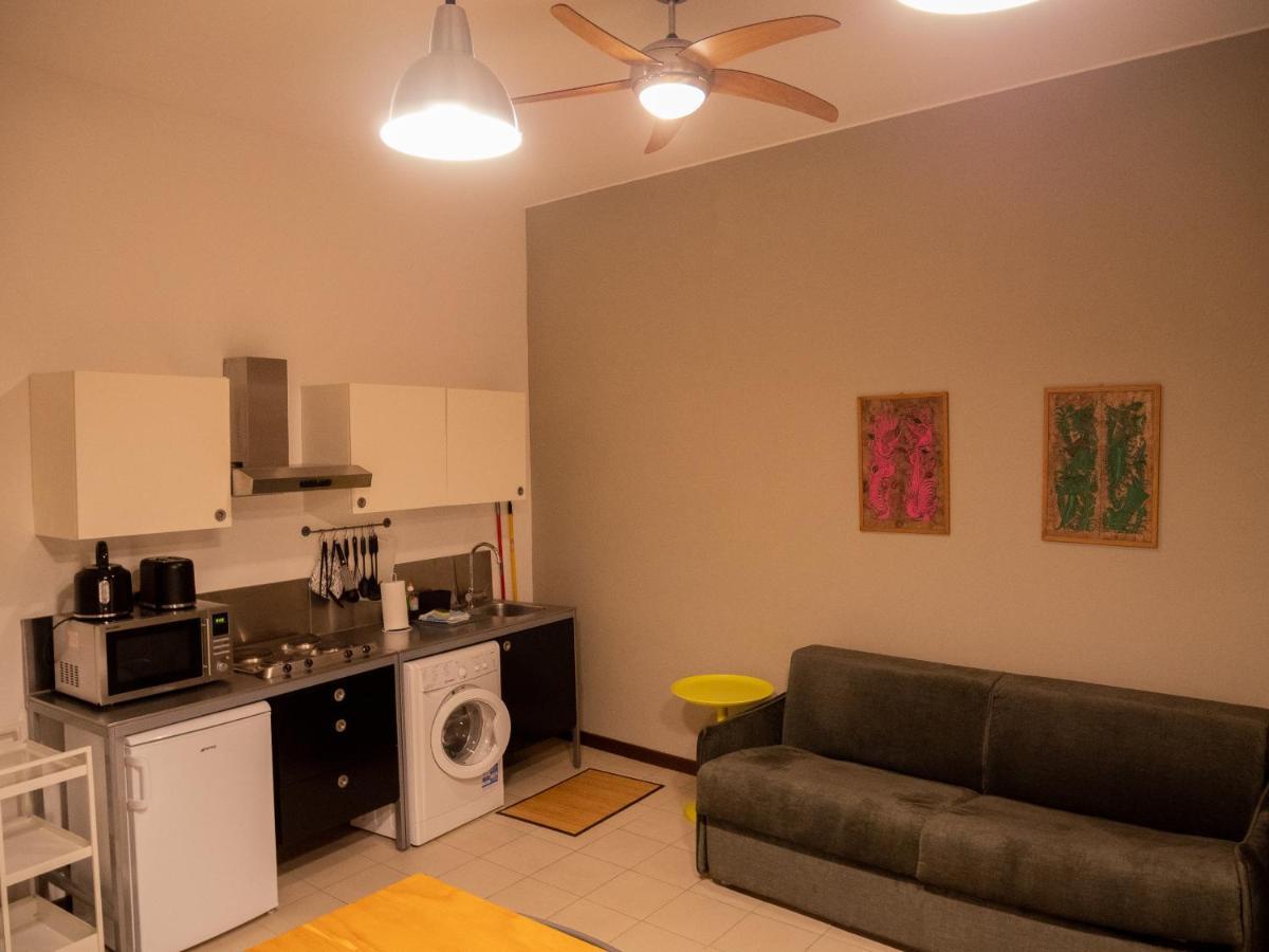 Chambers Short Rentals - Via Gezio Calini Brescia - 2 Studio Flats Dış mekan fotoğraf