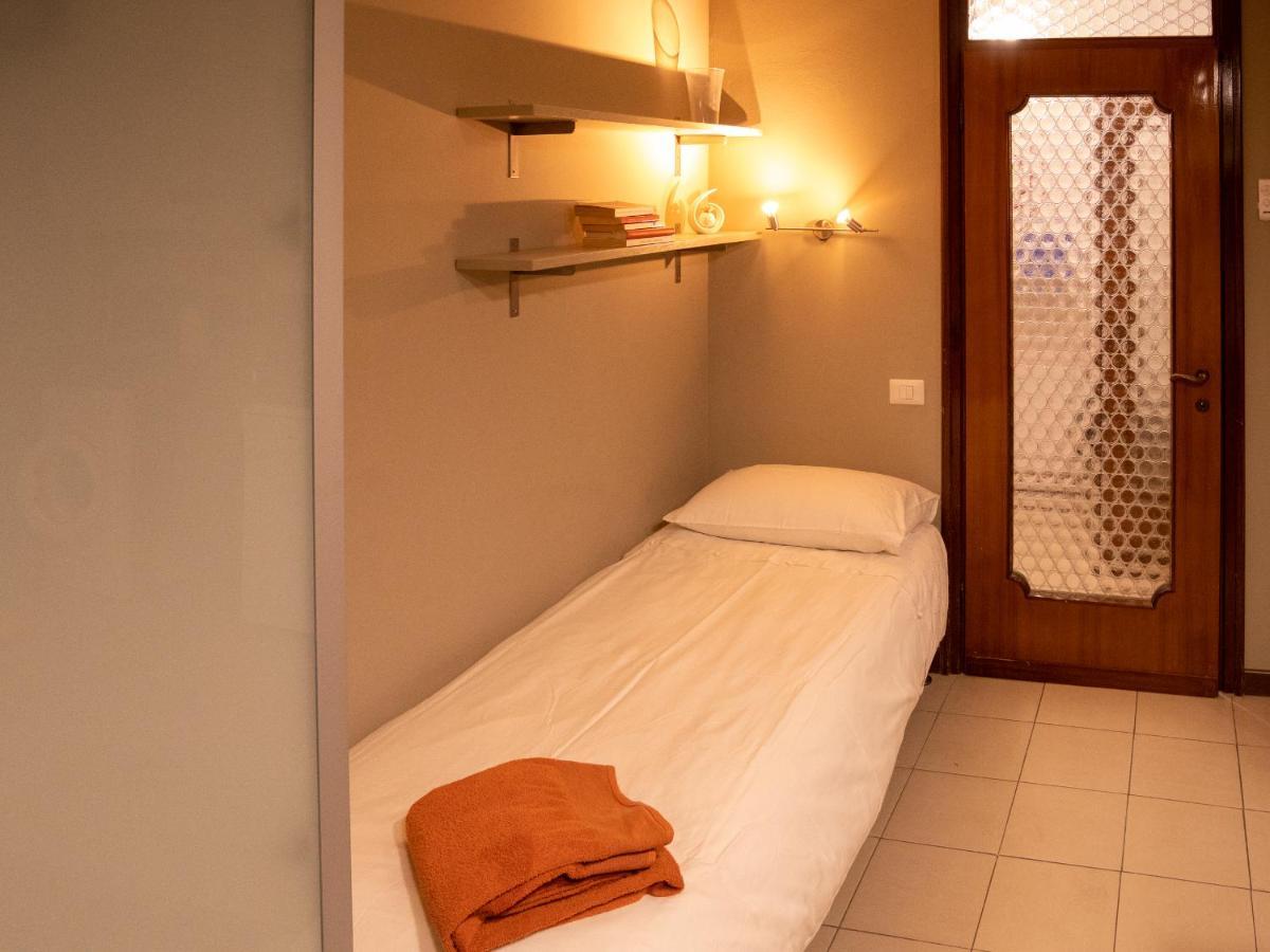 Chambers Short Rentals - Via Gezio Calini Brescia - 2 Studio Flats Dış mekan fotoğraf